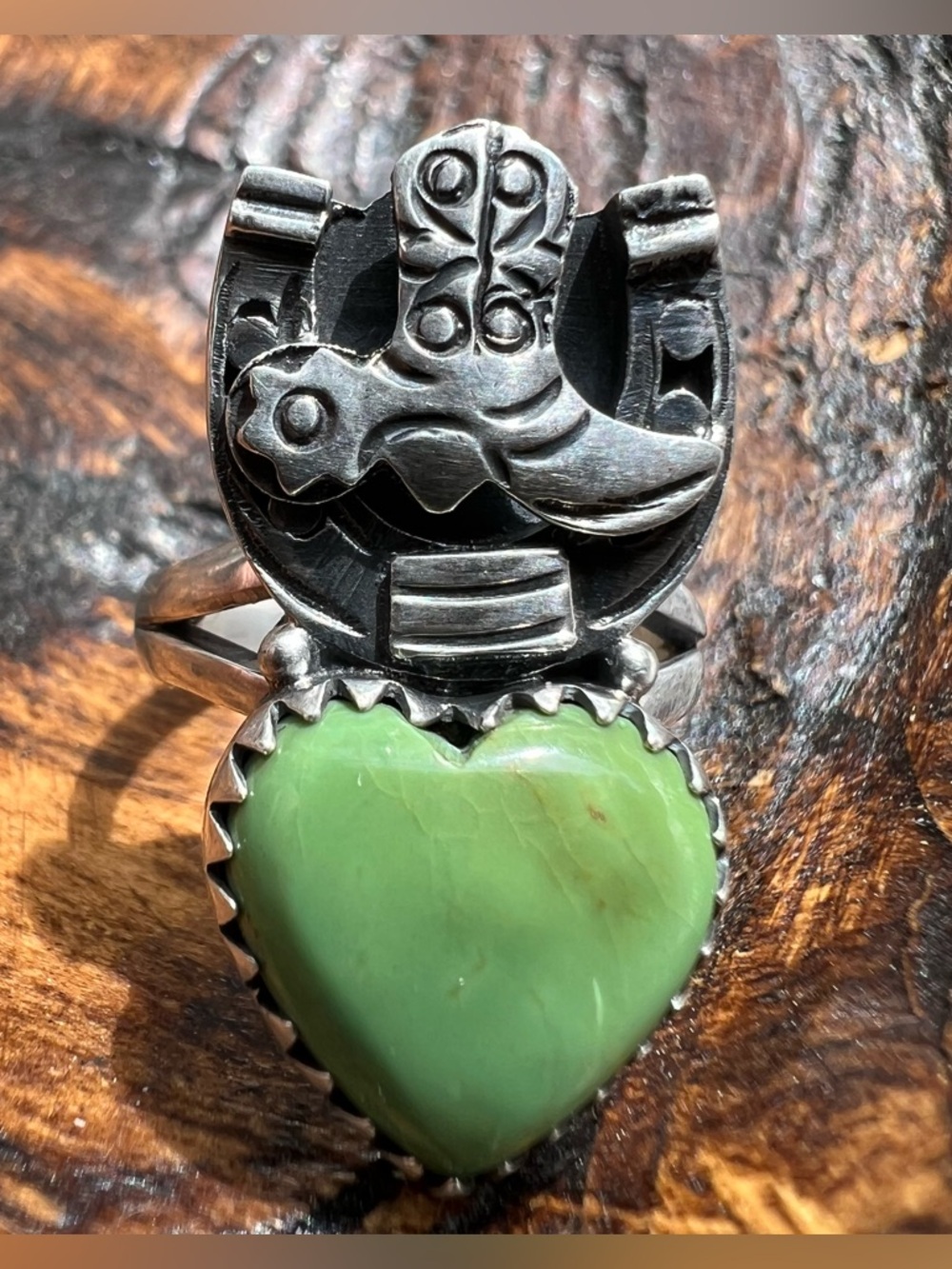 925 Sterling Silver Kingman Turquoise Heart Boot Horseshoe Ring